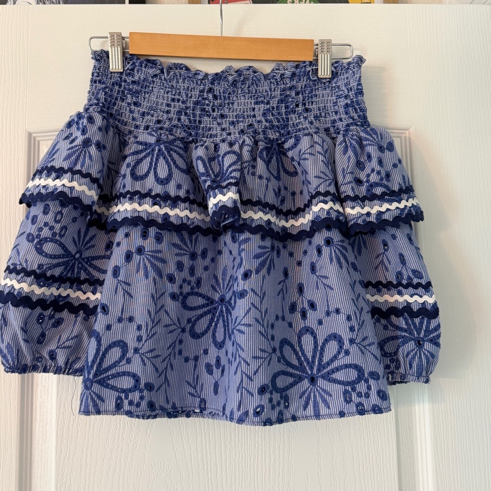 Red Carter Smocked Ric Rac Eyelet Top Size S - Picture 2 of 13
